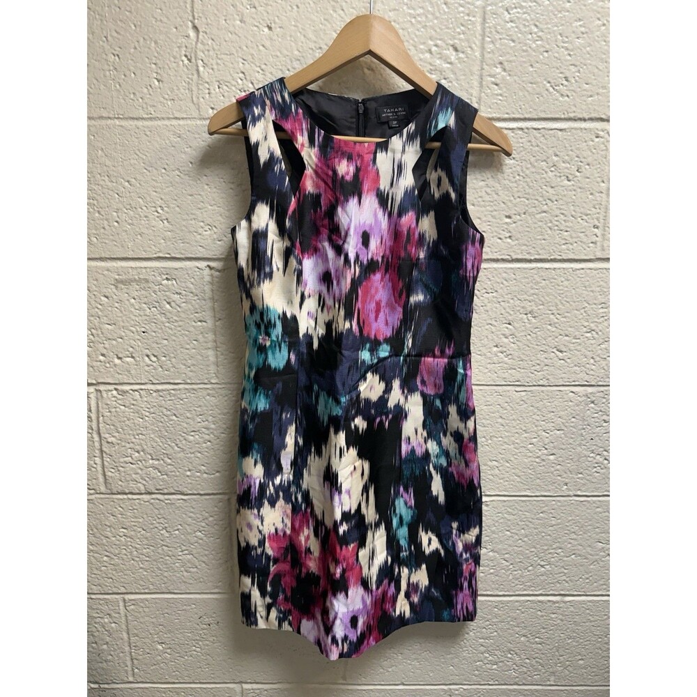 NWT - TAHARI Arthur S. Levine Dress Sleeveless Floral Size 2P Cutout Watercolor